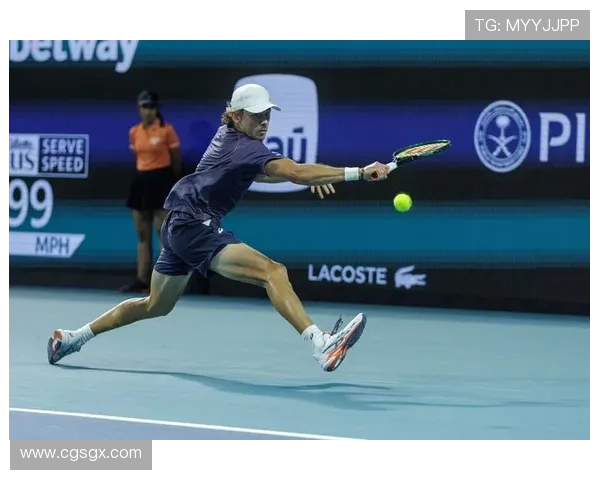 德米纳尔首次闯入上海大师赛八强 展现出色竞技状态